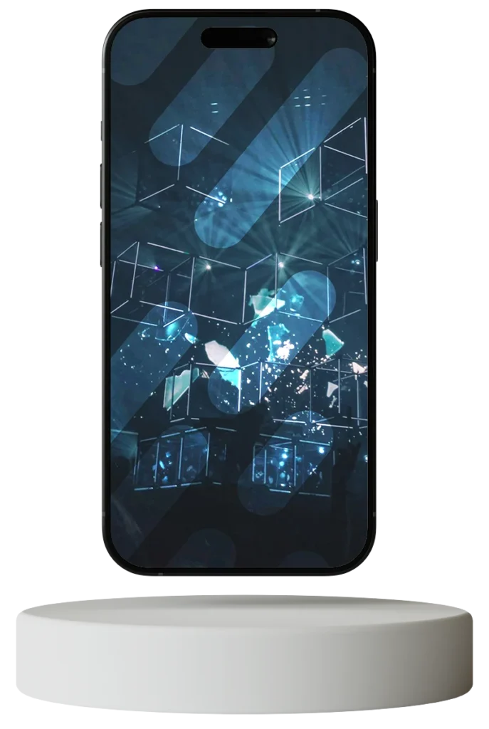 Mockup på en mobiltelefon som svävar över en laddplatta, skärmen visar en digital show.